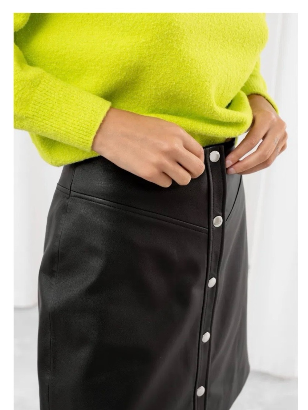 Women’s & Other Stories Black Leather Snap Up Mini Skirt Size 2